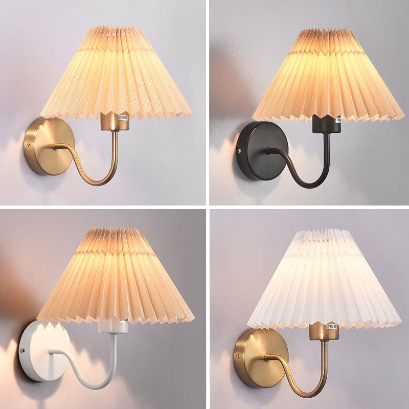 Tiffany Nordic Vintage Indoor Wall Lamp Brass/Black Metal Bedroom - Neutralighting