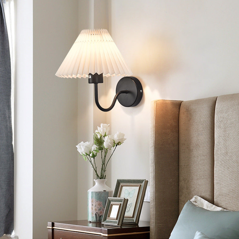 Tiffany Nordic Vintage Indoor Wall Lamp Brass/Black Metal Bedroom - Neutralighting