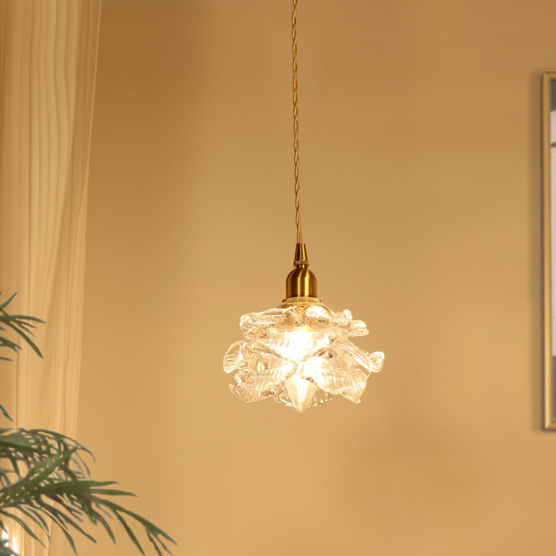 Valentina Romantic Retro Rose Pendant Light Clear Glass Bedroom | Fioriscas