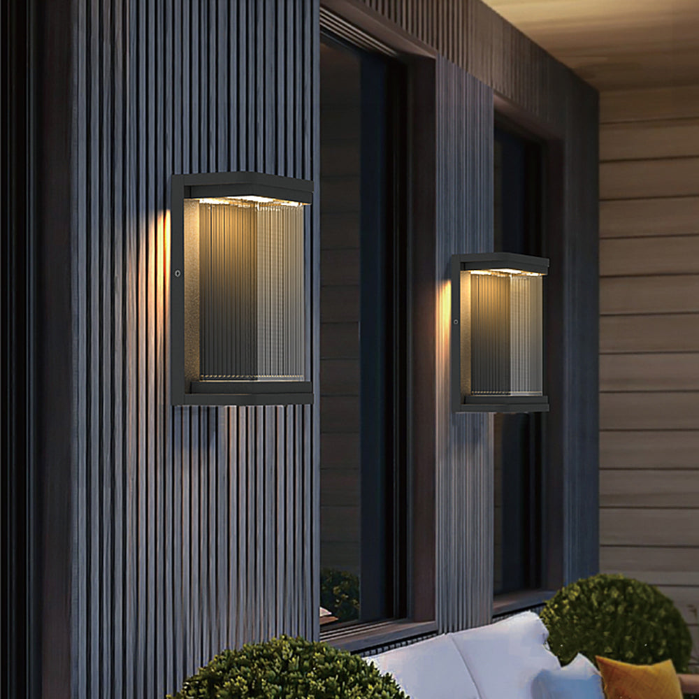 Ray Minimalist Rectangular Glass Outdoor Wall Lamp, Black | Fioriscas
