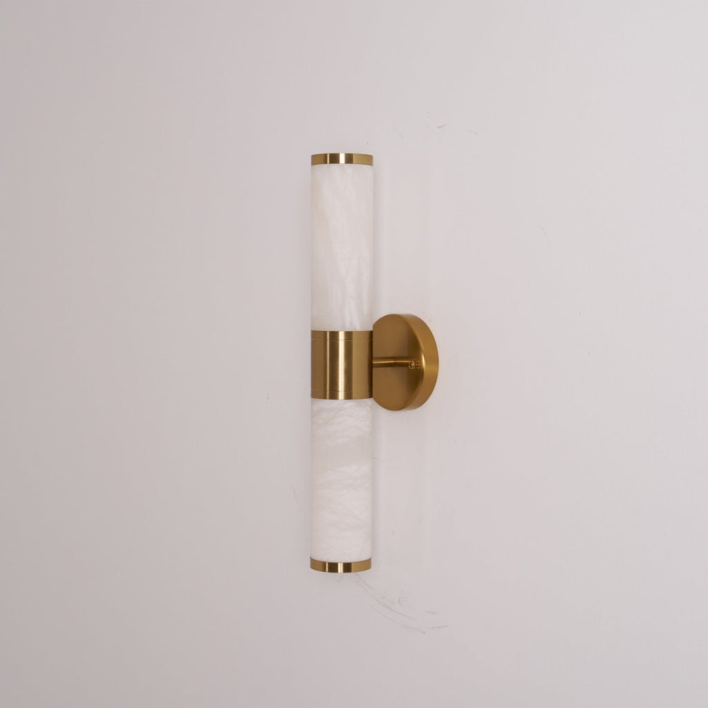 Kaia Minimalist Alabaster Wall Lamp | Fioriscas