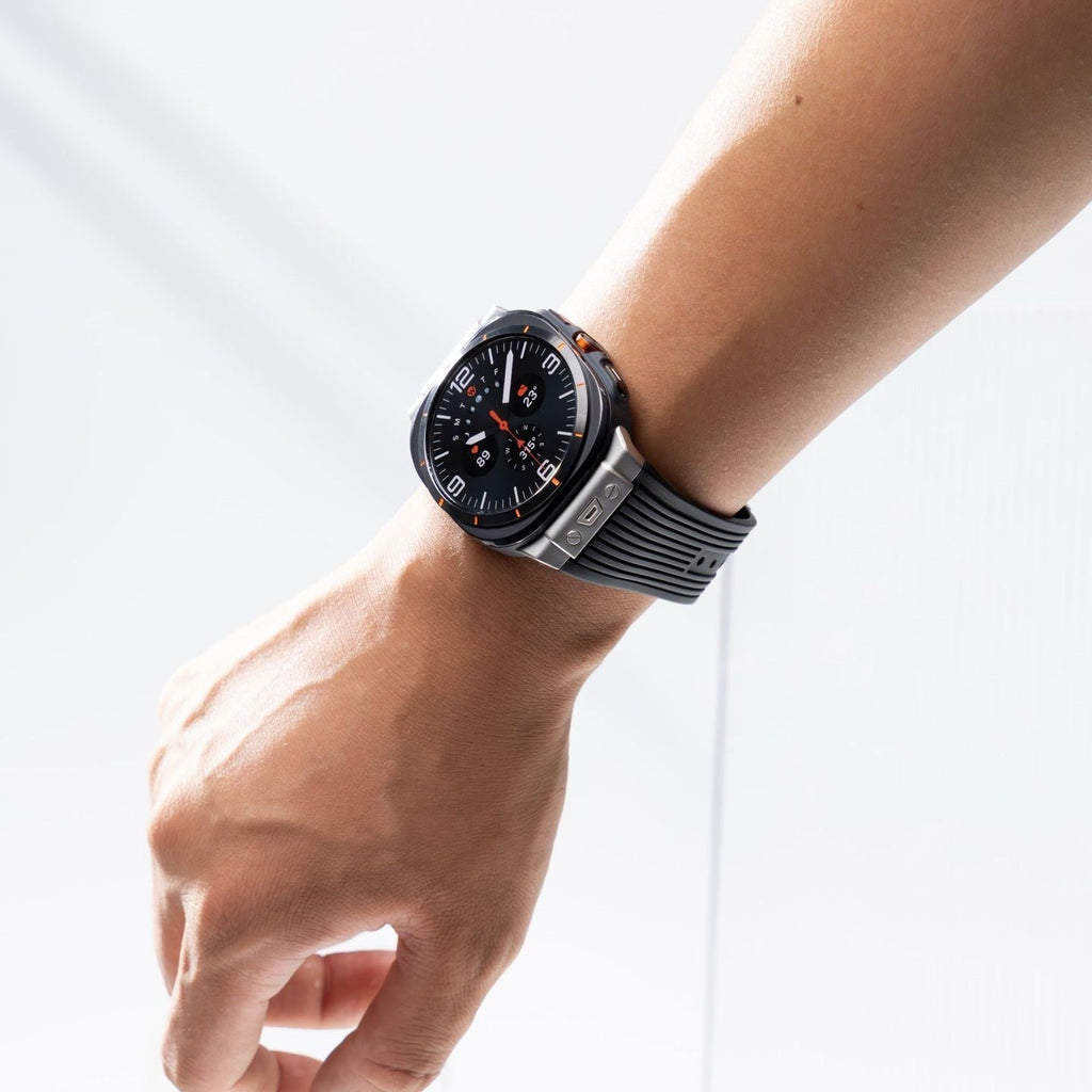 Samsung Watch Ultra silikonerem, Mavero formtilpasset pasform, foldespænde