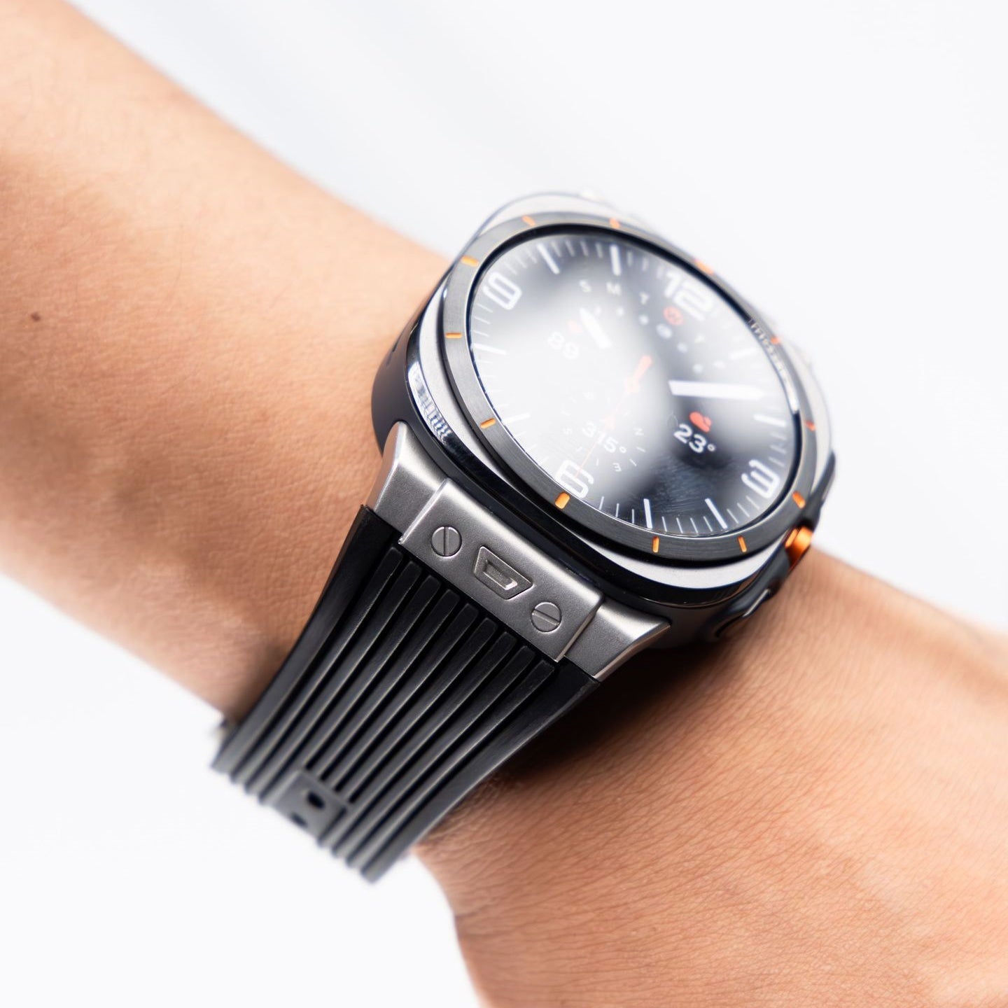 Samsung Watch Ultra silikonerem, Mavero formtilpasset pasform, foldespænde