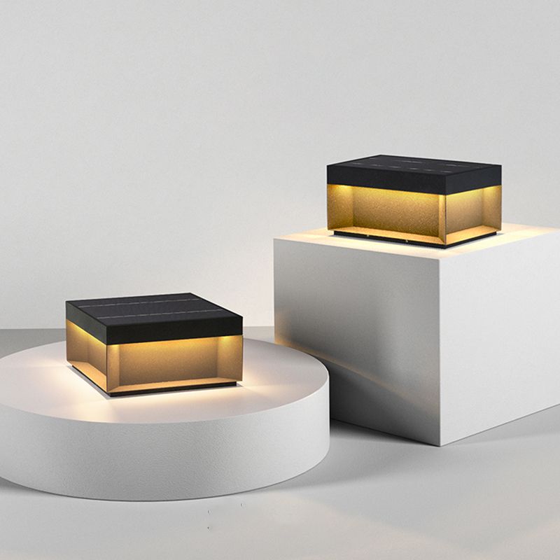 Aureon LED-sokkellamp op zonne-energie voor buitenpaden en terrassen