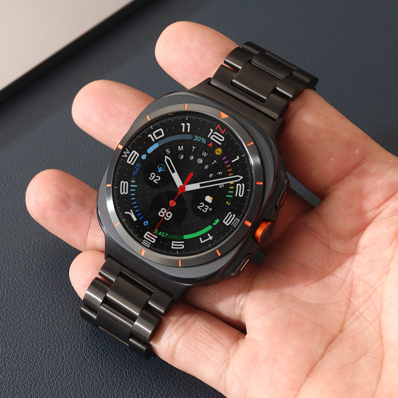 Samsung Watch Ultra Titanium Band, powłoka Toria DLC odporna na zarysowania