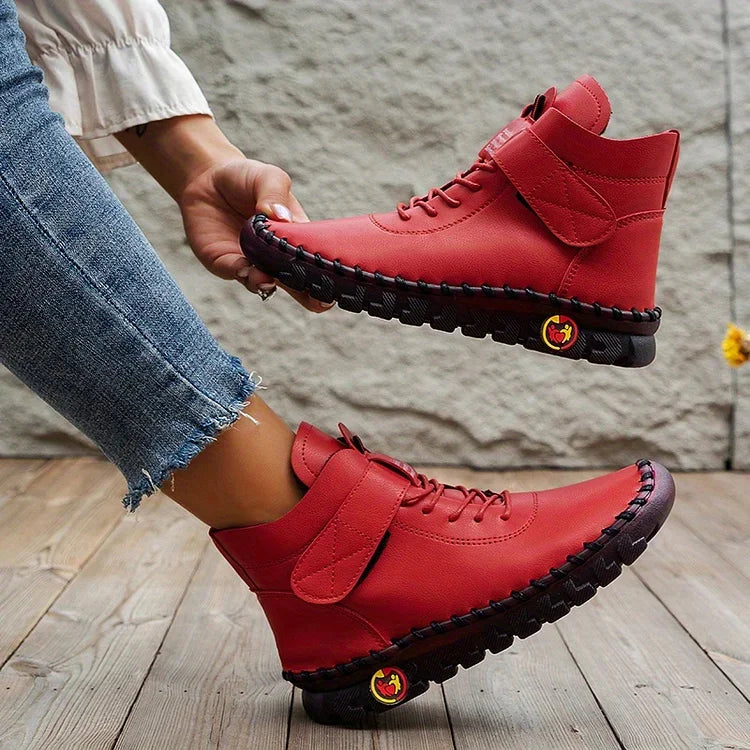 Elegante Jeans-Stiefeletten aus geprägtem Leder mit gepolstertem Komfort