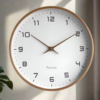 Reloj de pared silencioso Kivara, diseño minimalista nórdico en madera natural