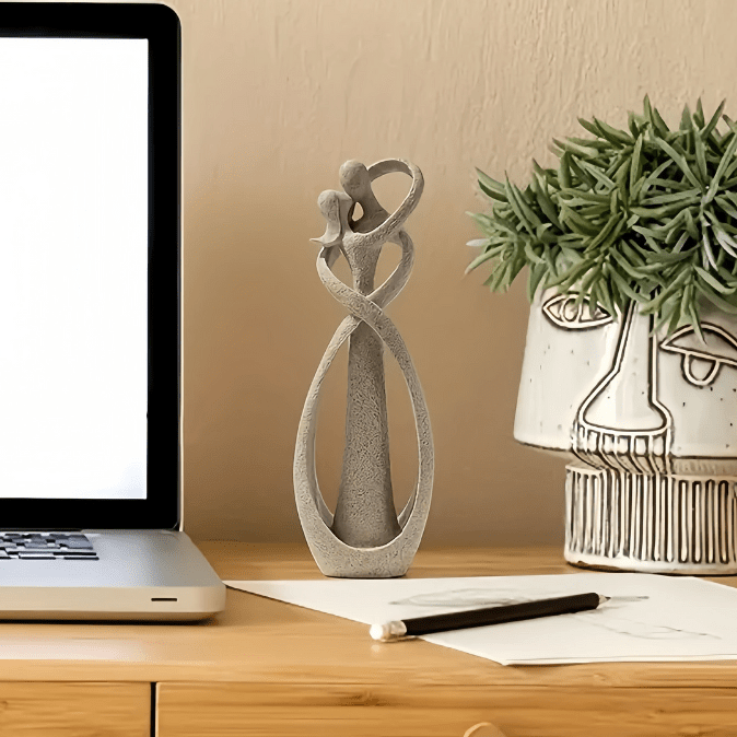 A work of art for love and connection - Timeless sculpture for every home - Fioriscas