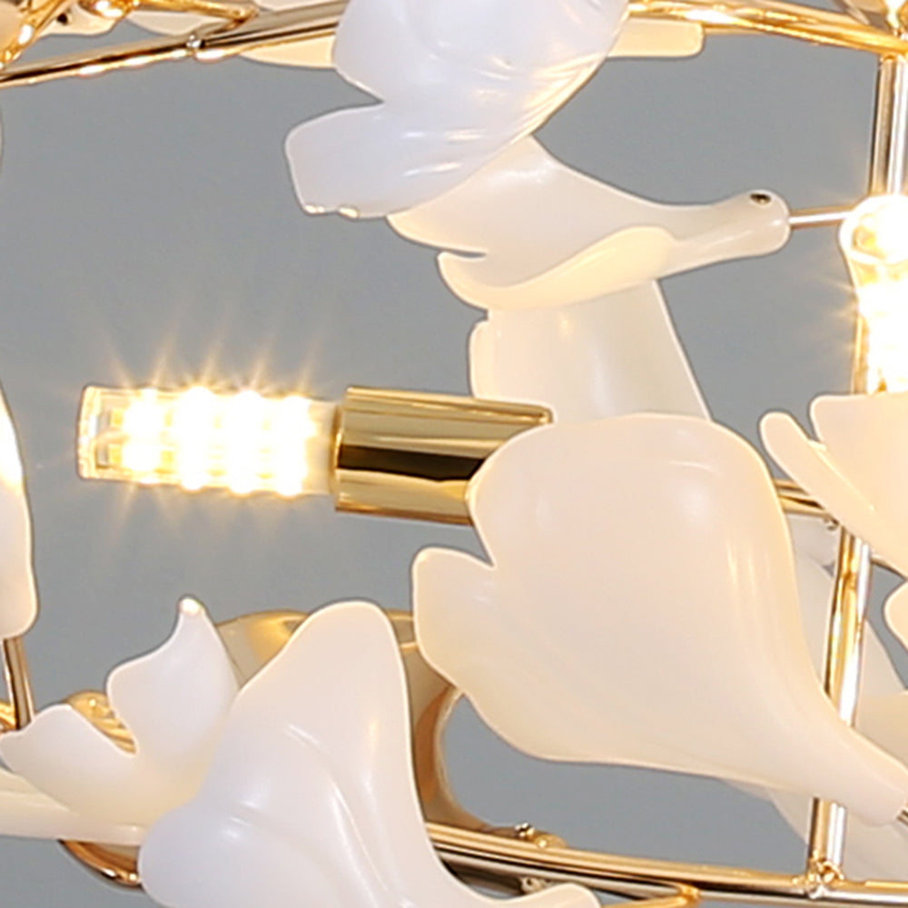 Olivia Ginkgo Leaf Modern Petal Shaped Metal Chandelier, Gold | Fioriscas