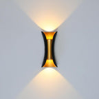 Lampada da parete curva per esterni, applique LED Arcora, cablata IP65