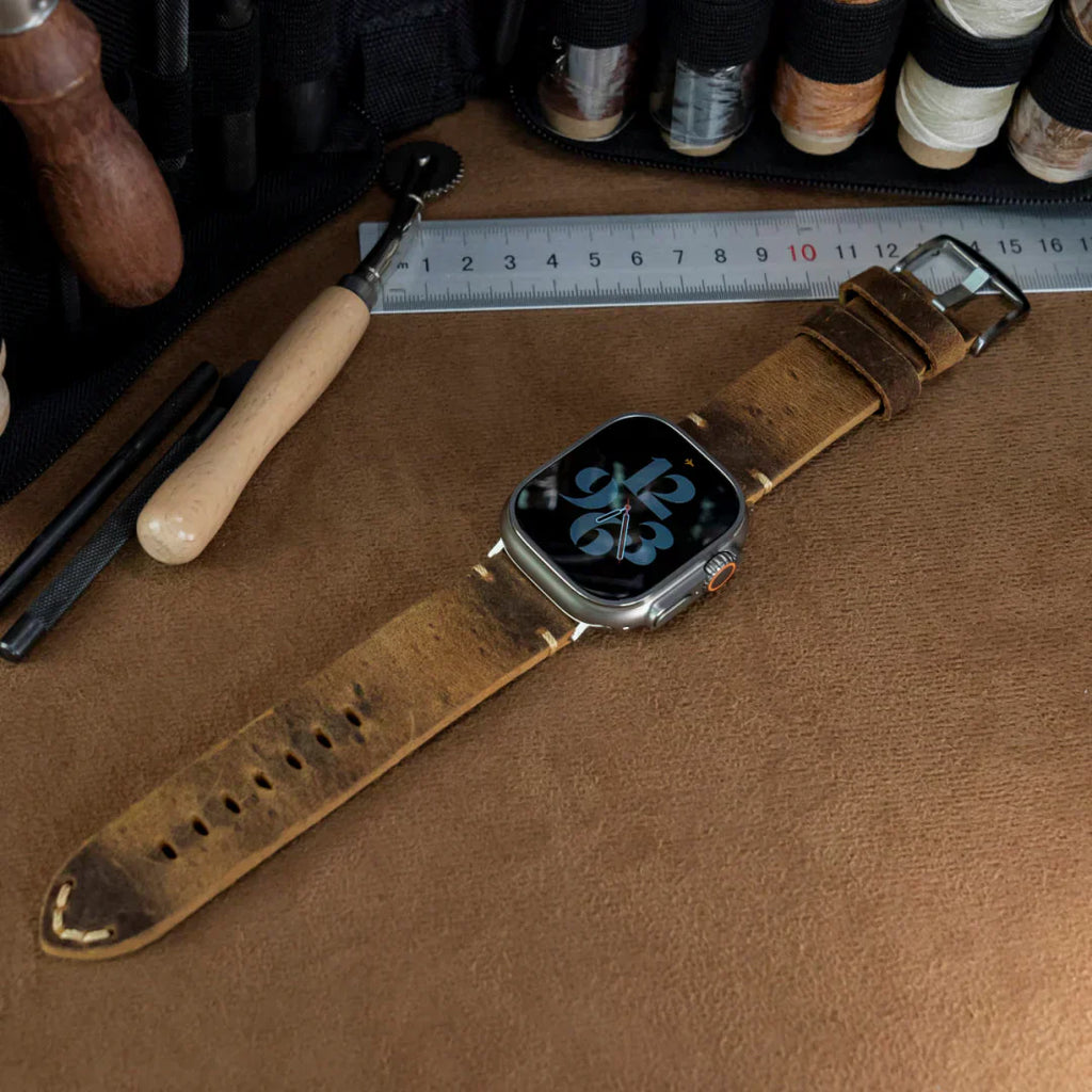 Marlo fuldkornslæder Apple Watch-rem med spænde i rustfrit stål
