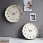 Reloj de pared silencioso Kivara, diseño minimalista nórdico en madera natural
