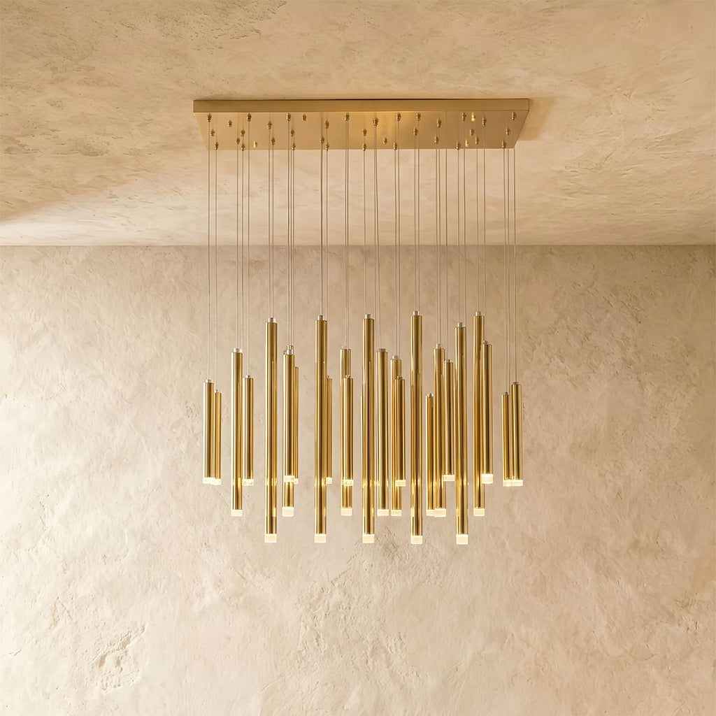 Lámpara colgante LumenChime tipo campana de viento de aluminio en acabado negro o dorado
