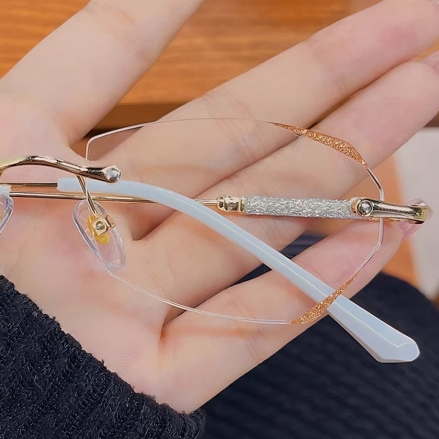 Gafas de lectura con filtro de luz azul, diseño Aurena sin montura con diamantes