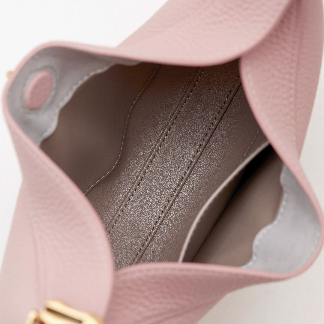 Borsa a cartella in pelle pieno fiore, design Aurelle Jolie Solara, quattro modalità di trasporto