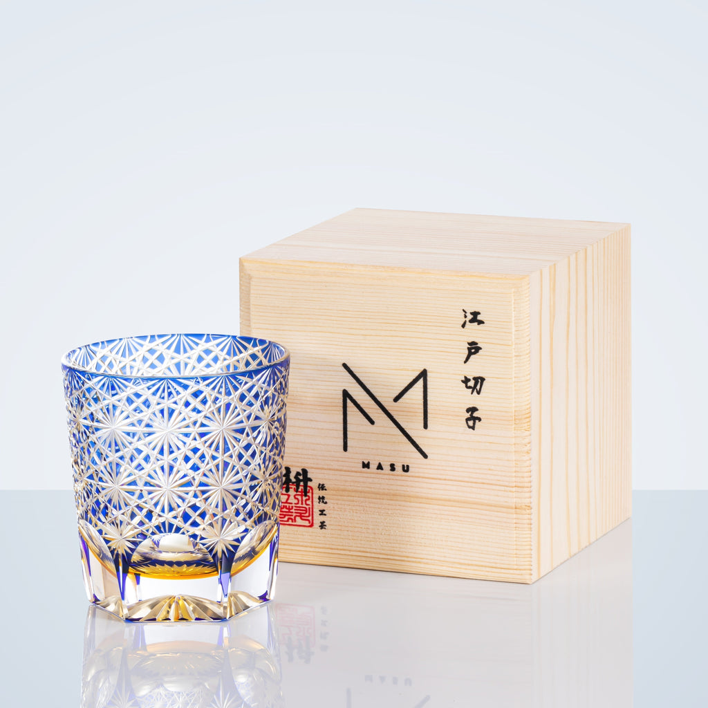 Kirrea Edo Kiriko whiskyglas in blauw en amber, houten geschenkdoos
