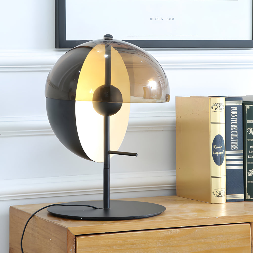 Stolní lampa Astrae ve tvaru polokoule s kouřovým skleněným stínidlem, černý povrch