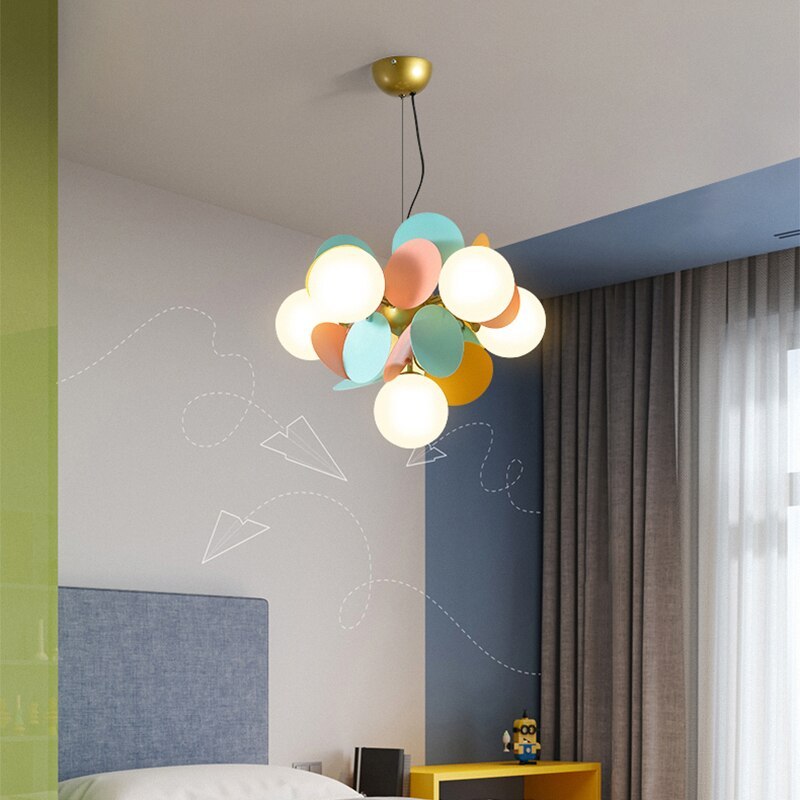 מנורת תלייה מאקריליק AstraLumen, תאורת LED זוהרת לחדרים מודרניים