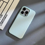 ApexGuard-titaniumfarvet etui til iPhone med hævede kanter for bedre beskyttelse mod stød ved fald