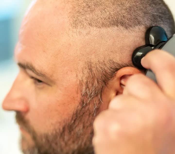 5-i-1 trimmer med flytande rakhuvuden och tillbehör - Fioriscas