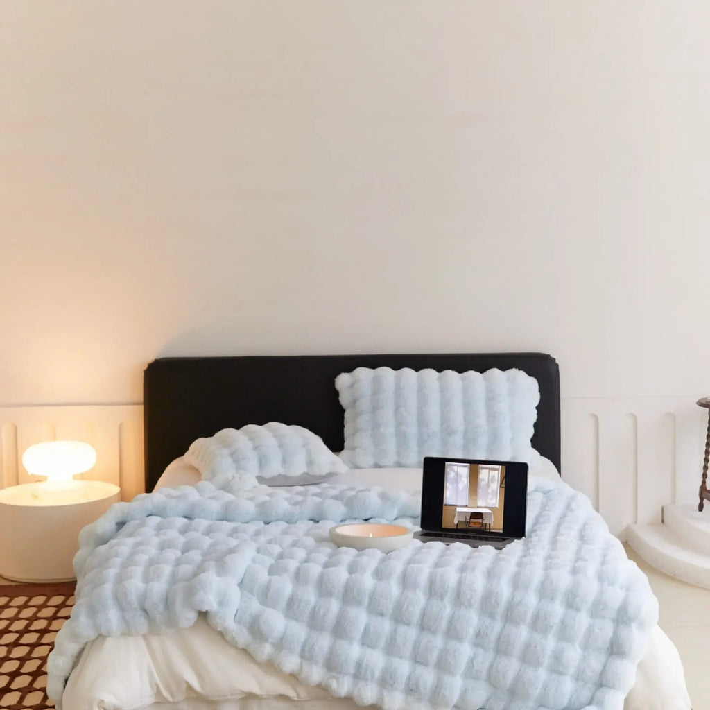 Přikrývka LumenWeave Plush z vlny, měkká a hřejivá, 5 barev