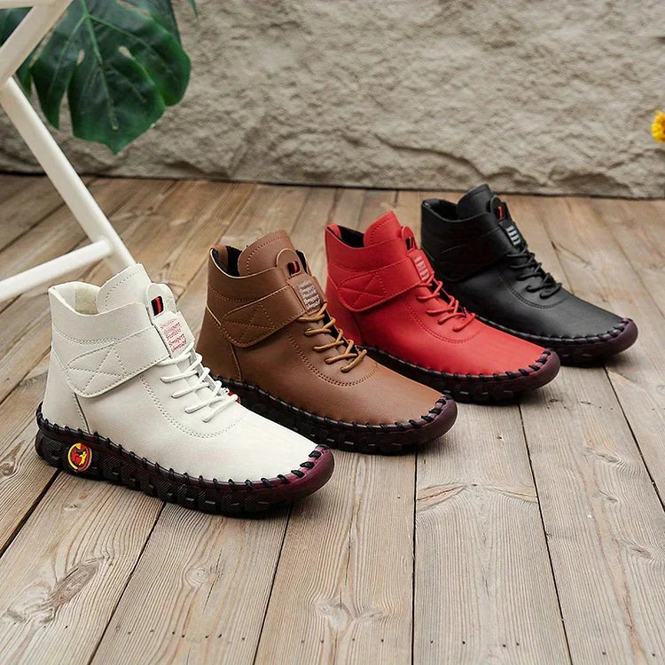 Elegante Jeans-Stiefeletten aus geprägtem Leder mit gepolstertem Komfort