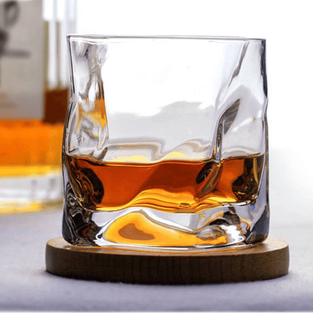 Sklenice na whisky se zmačkanou siluetou Kairo, ručně broušené řemeslné sklo Edo Kiriko