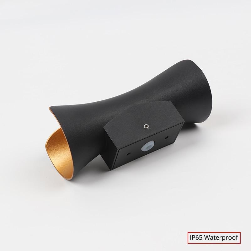 Lampada da parete curva per esterni, applique LED Arcora, cablata IP65