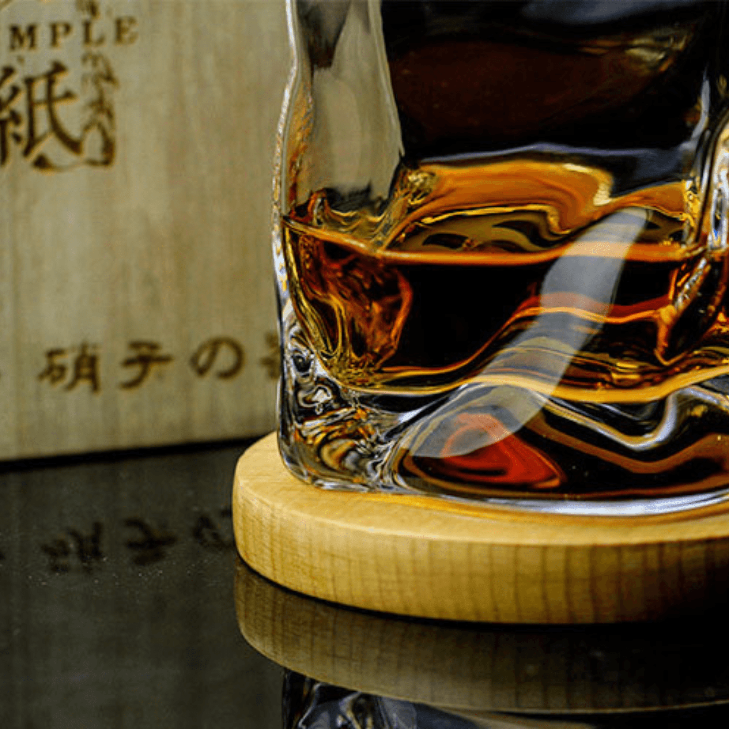 Sklenice na whisky se zmačkanou siluetou Kairo, ručně broušené řemeslné sklo Edo Kiriko