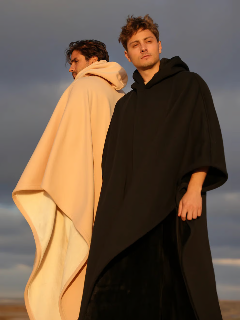 Oversized polár kapucnis pulóver, AstraWeave extra puha, kényelmes szabással