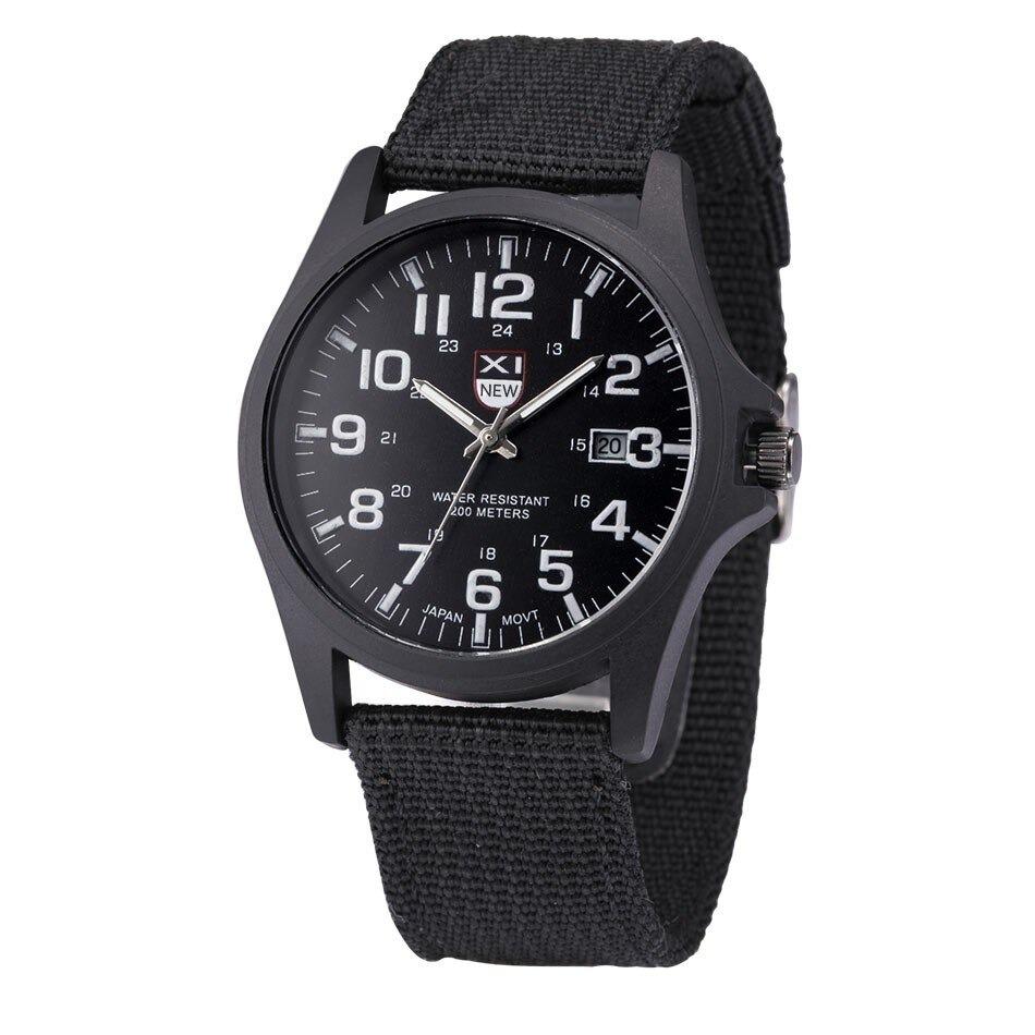 Montre-bracelet tactique AstraGuard, cadran lumineux et boîtier en acier résistant à l’eau