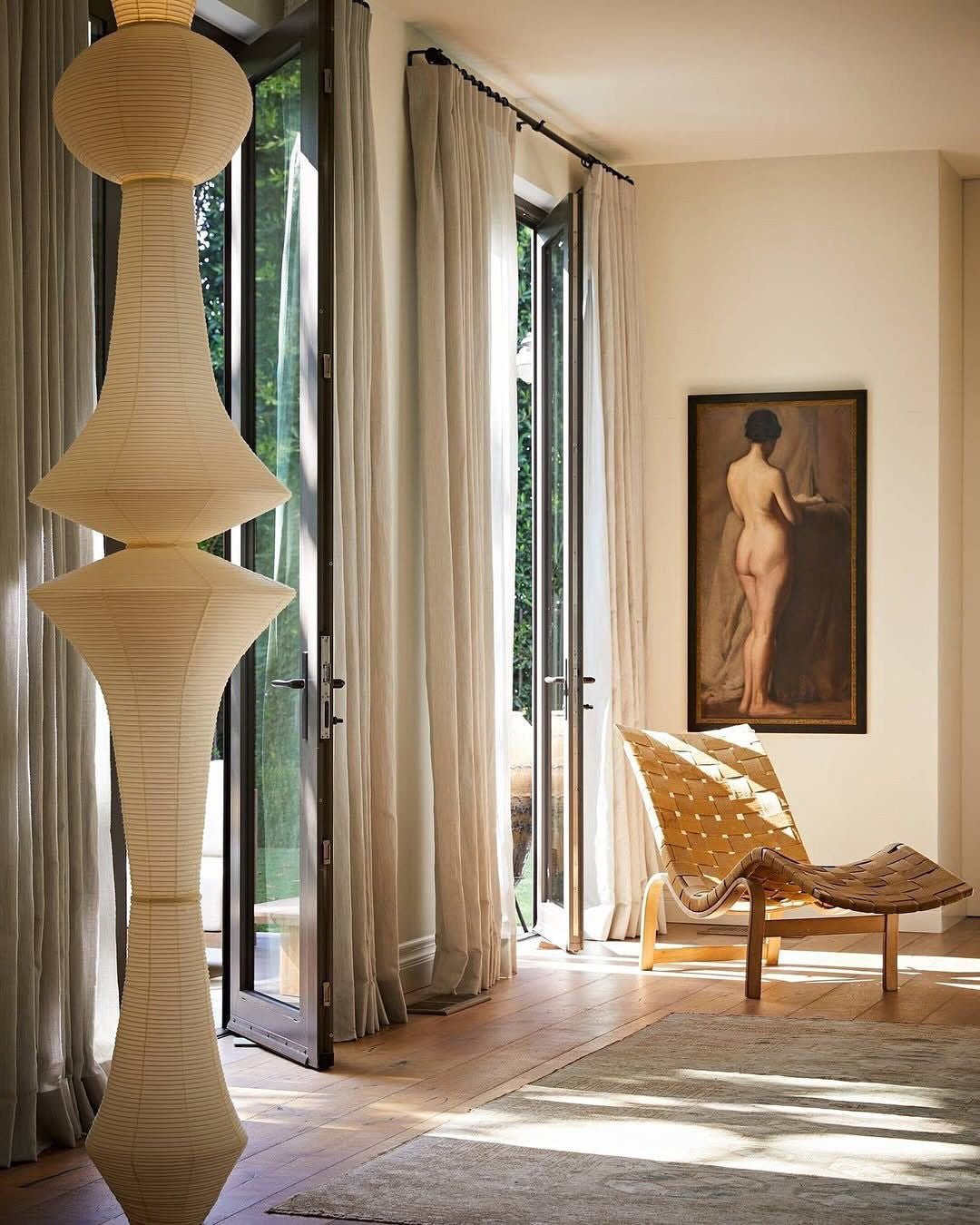 Zyora Sculptural Paper Pendant Lamp | Fioriscas