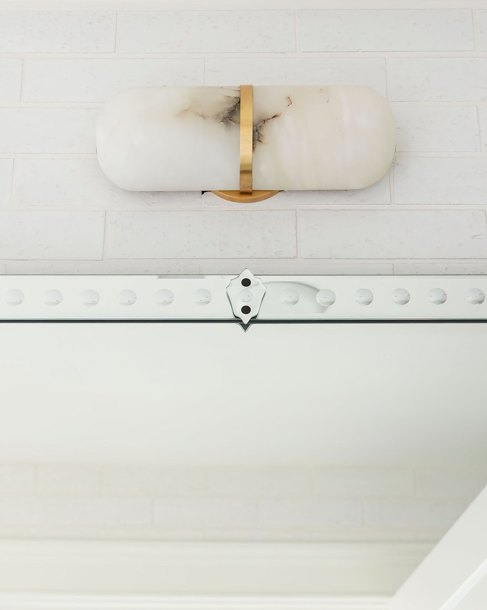Ostruvyd Luxury Pill Alabaster Wall Lamp | Fioriscas