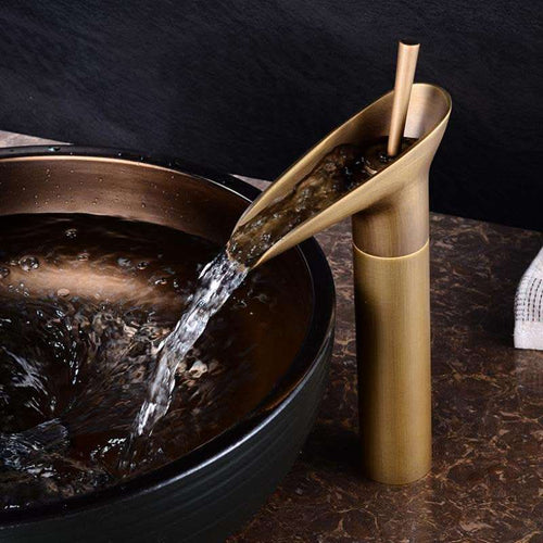Antique Waterfall Basin Faucet made of Brass - Fioriscas
