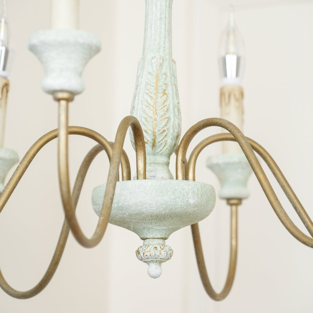 Ljomuvyi Traditional Farmhouse Metal Wood Chandelier | Fioriscas
