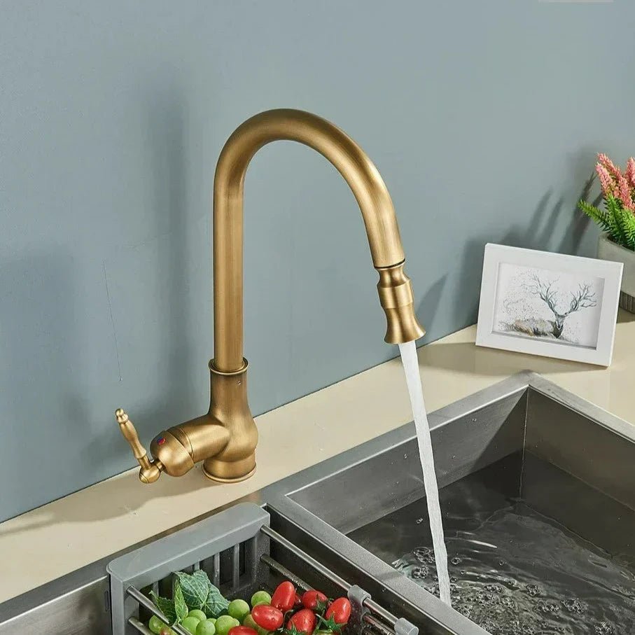 Torneira de cozinha com função de puxar em bronze antigo e sensor tátil - Fioriscas