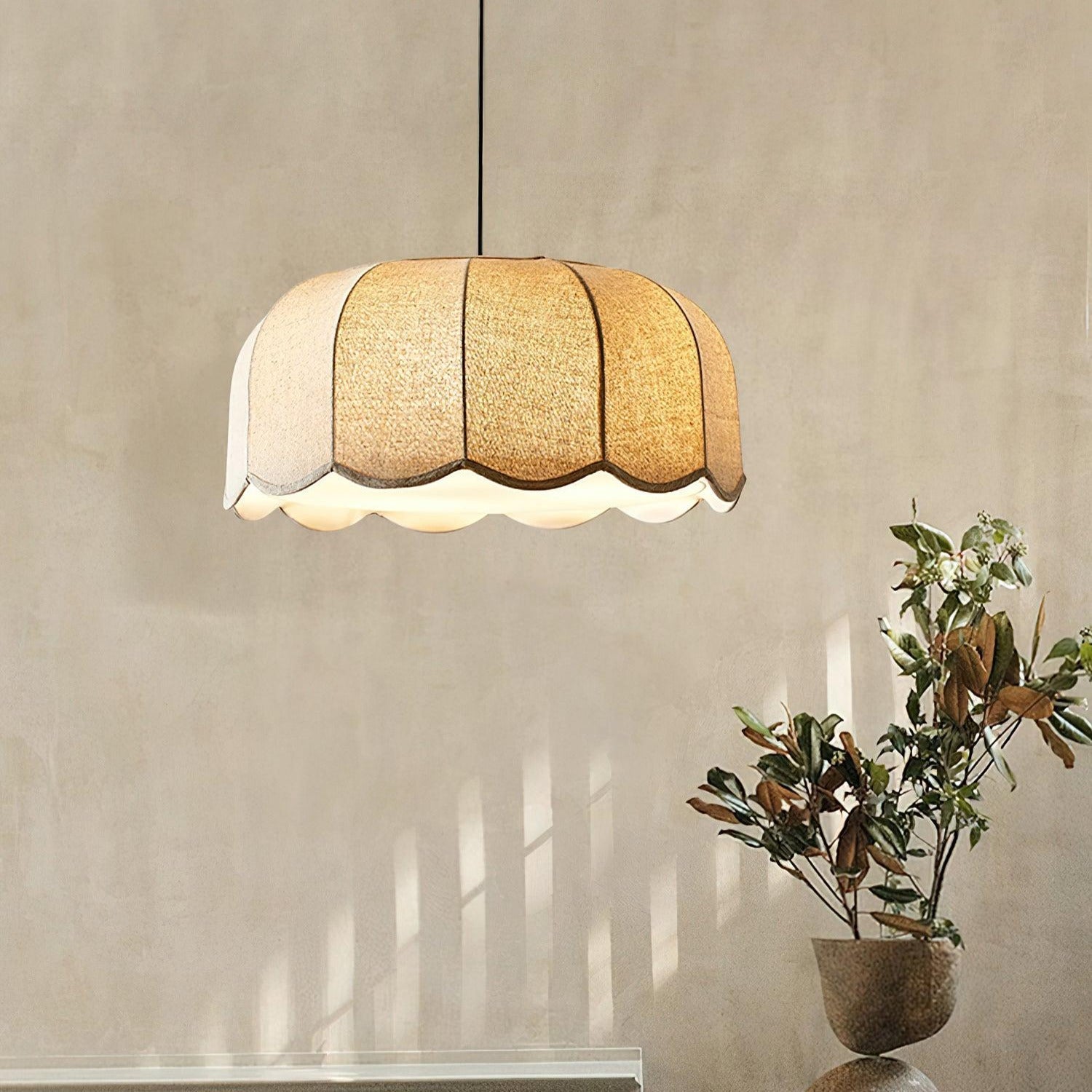 Sora Banana Leaf Pendant Light | Fioriscas