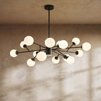 Lampadario Arcadia Luxe in finitura alluminio oro o nero per un'atmosfera accogliente