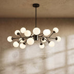 Lampadario Arcadia Luxe in finitura alluminio oro o nero per un'atmosfera accogliente