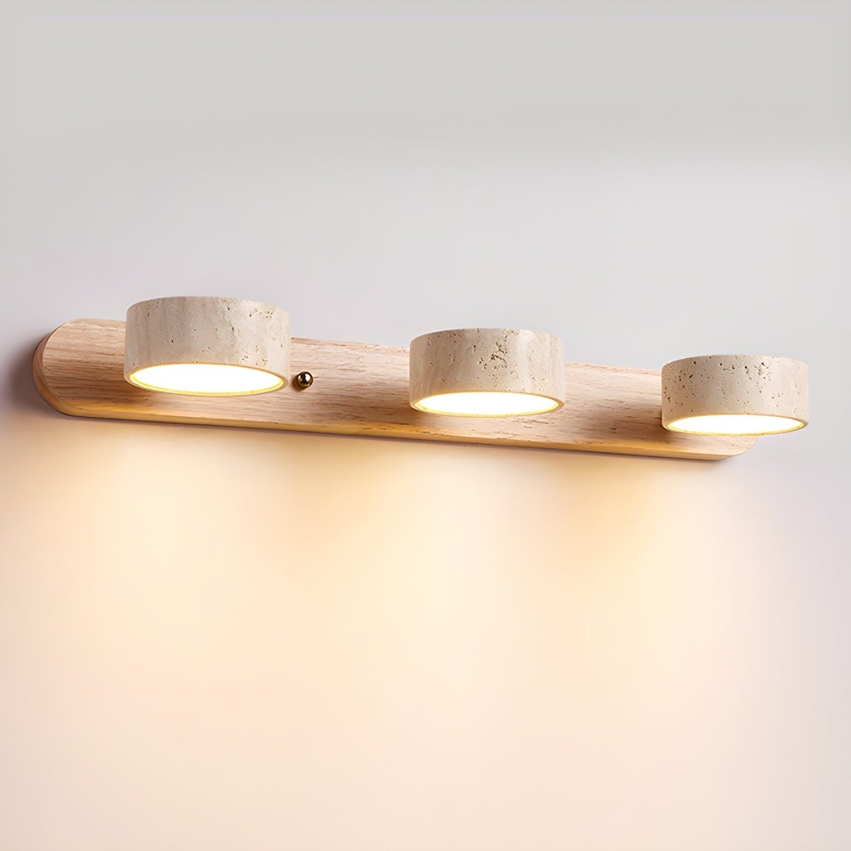LED-Wandleuchte aus Travertin für architektonischen Luxus - Fioriscas