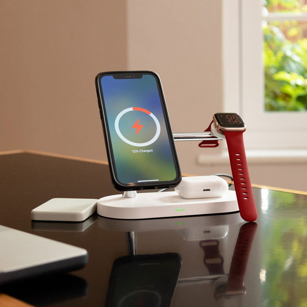 Chargeur sans fil 4-en-1 QuattroCharge, MagSafe pour iPhone et Watch