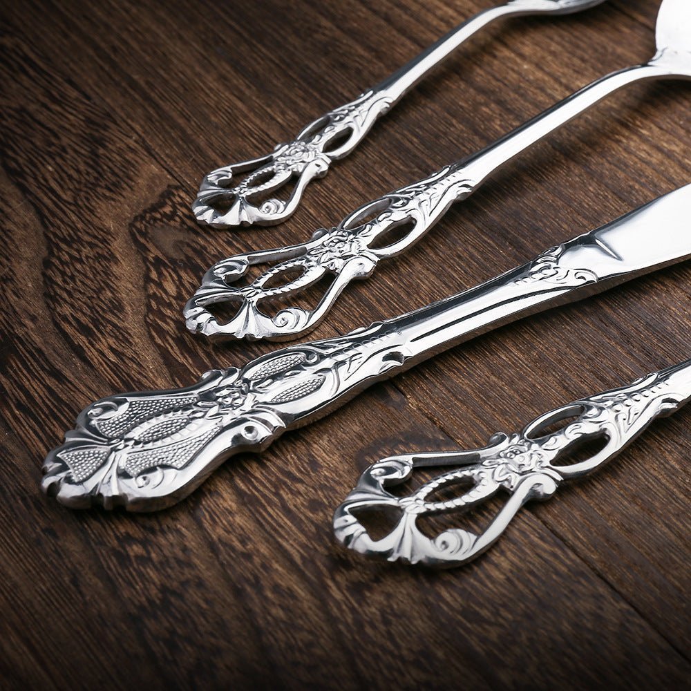 Set moderno di posate in acciaio inox per uso quotidiano - Fioriscas