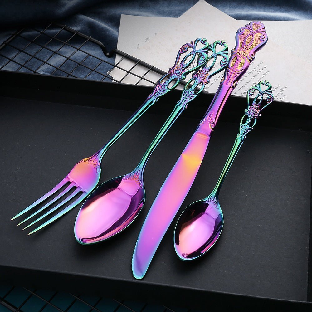 Set moderno di posate in acciaio inox per uso quotidiano - Fioriscas