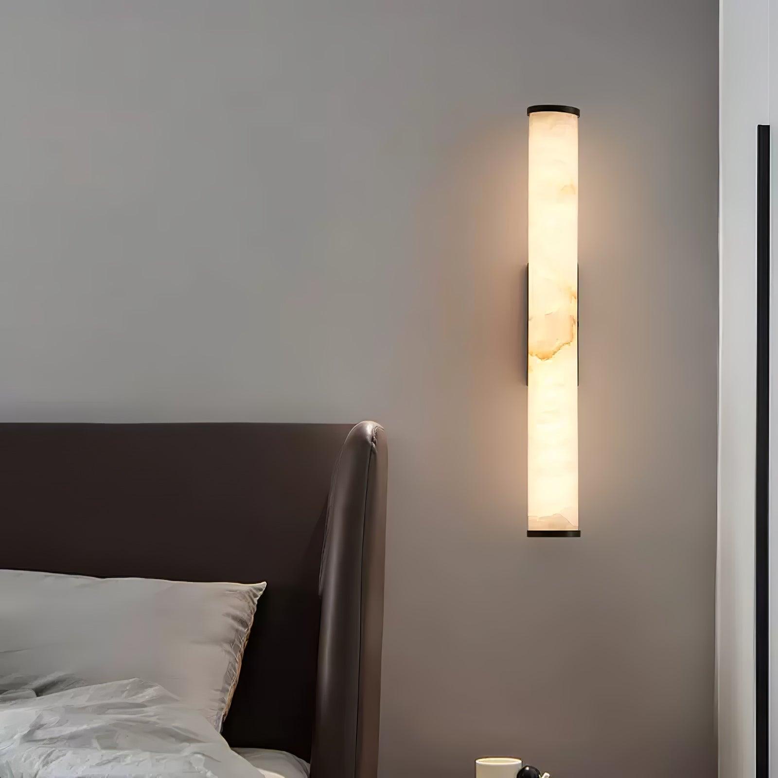 Klyr Alabaster Vertical Cylindrical Wall Lamp | Fioriscas