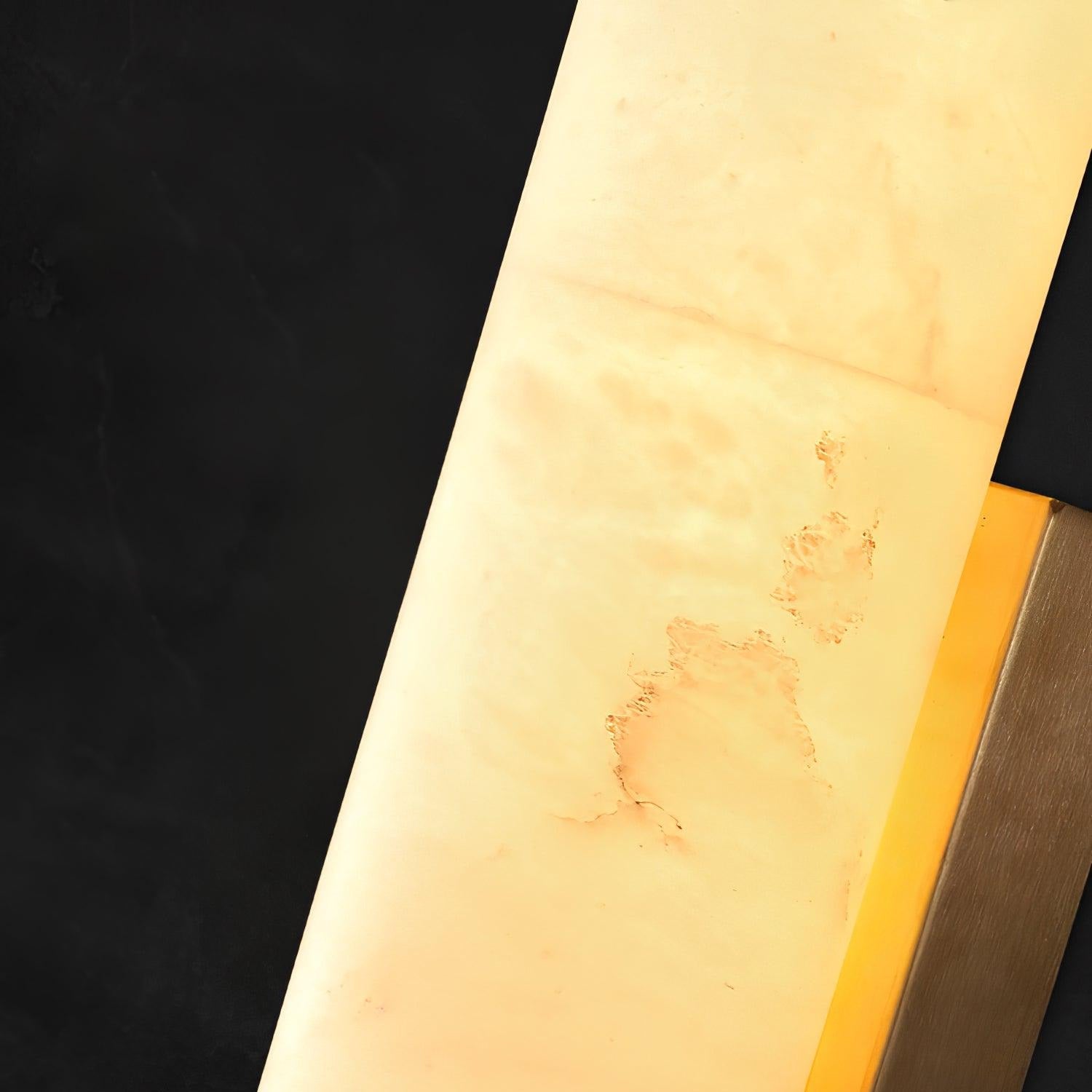 Klyr Alabaster Vertical Cylindrical Wall Lamp | Fioriscas