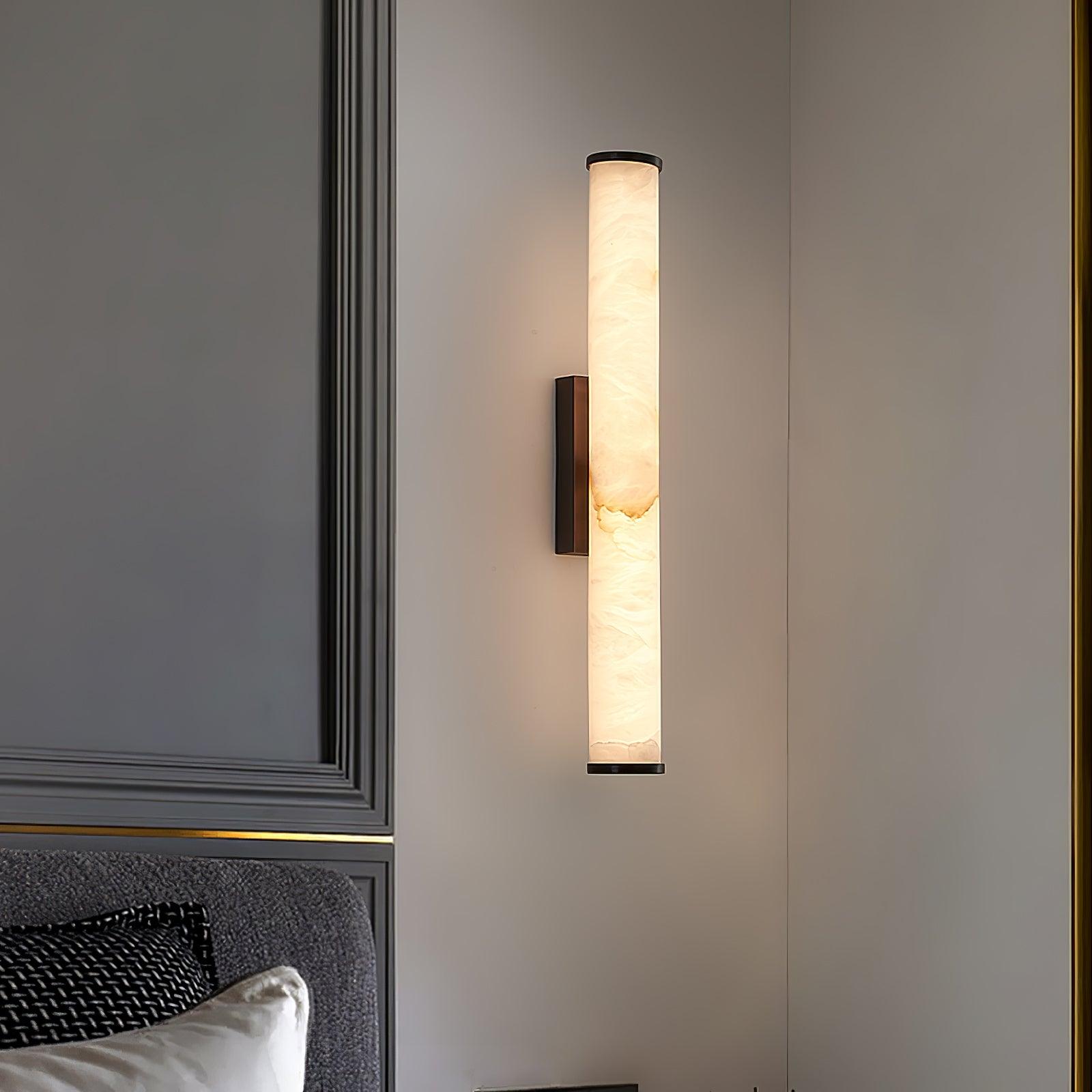 Klyr Alabaster Vertical Cylindrical Wall Lamp | Fioriscas
