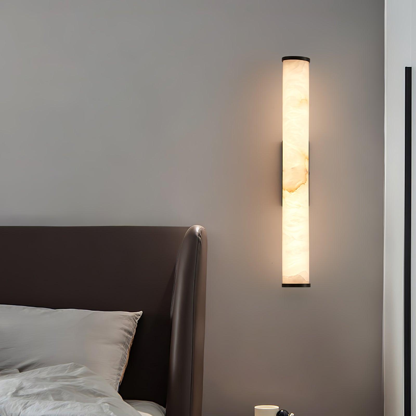 Klyr Alabaster Vertical Cylindrical Wall Lamp | Fioriscas