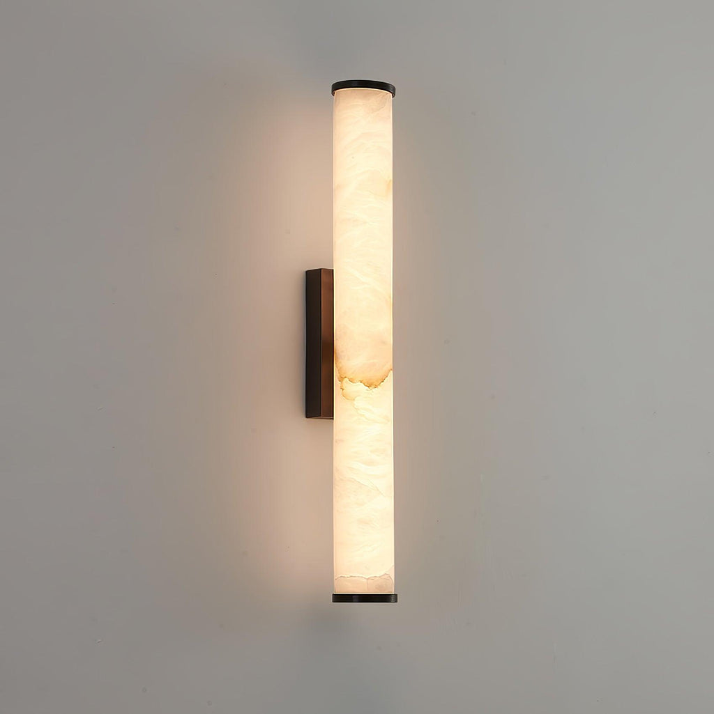 Klyr Alabaster Vertical Cylindrical Wall Lamp | Fioriscas