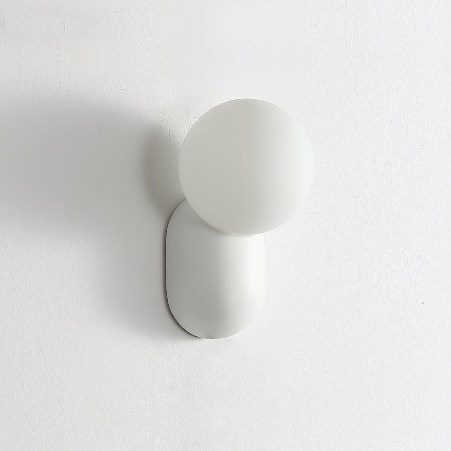 Lunara Minimalist Globe Wall Sconce | Fioriscas