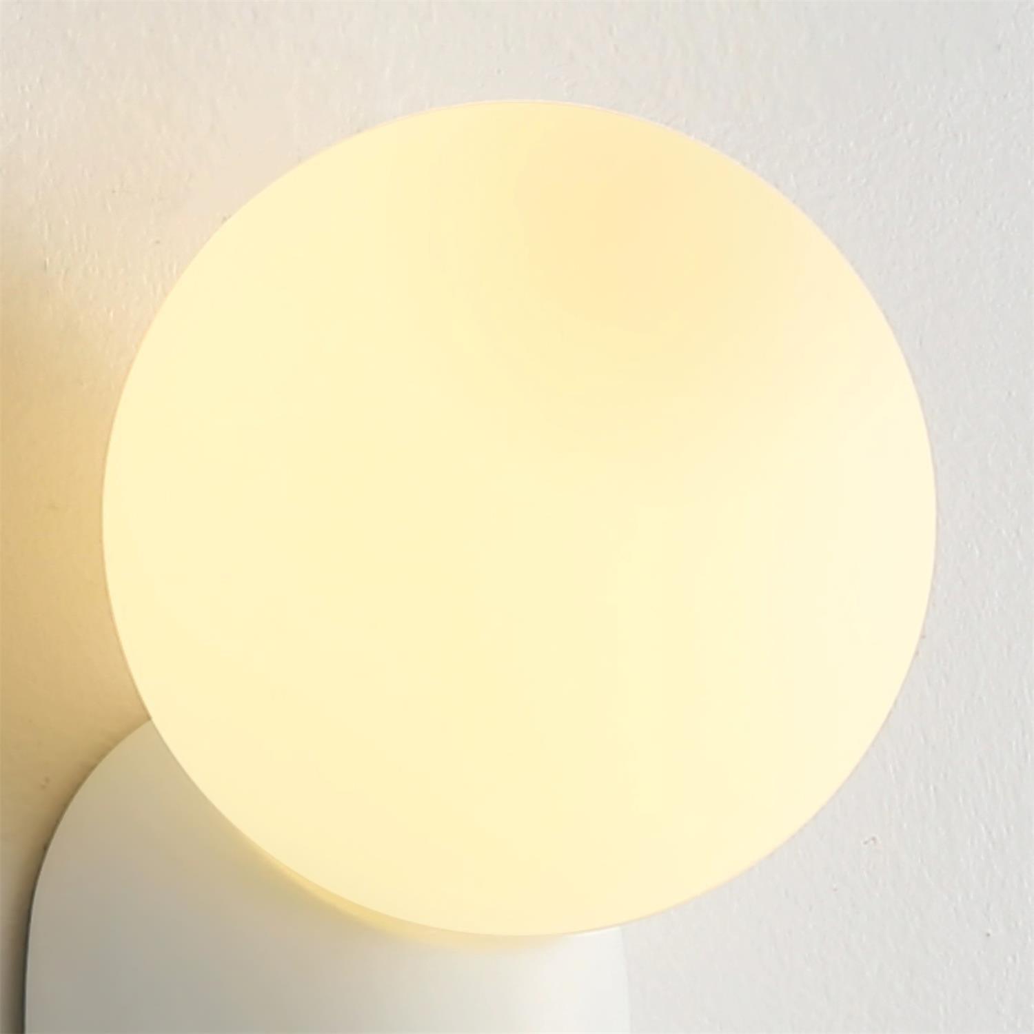 Lunara Minimalist Globe Wall Sconce | Fioriscas